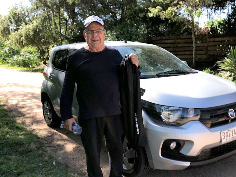 Barras universales para auto con ventosas para Fiat Uno Way Ruben Corbo StickyRack.uy