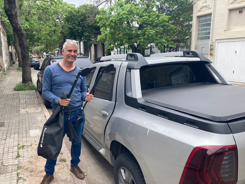 Barras baca universales para Renault Oroch para auto con ventosas Gabriel StickyRack.uy