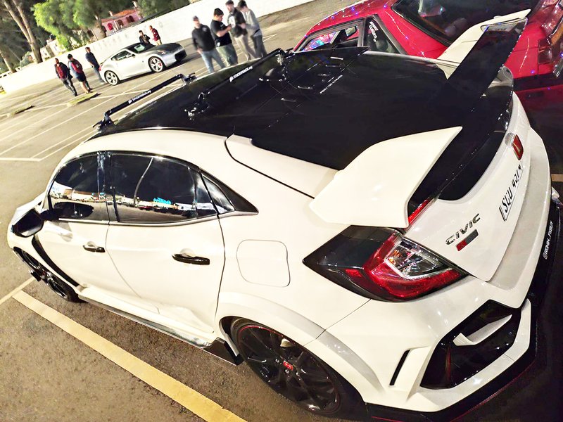 2024-12-20 Baca portaequipaje Honda Civic Type R bacas barras de techo portaequipaje vidrio Leon deportivo